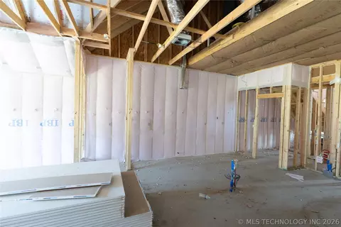 2820 E Northampton St, Broken Arrow, OK 74014 photo 4