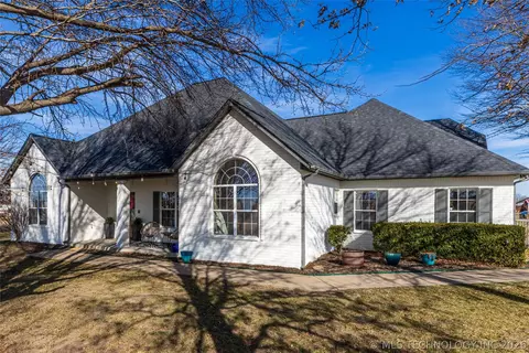 16623 N 97th East Ave, Collinsville, OK 74021