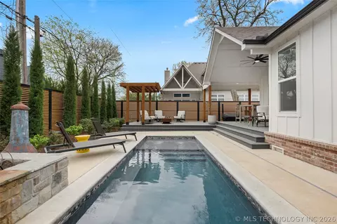 Exterior - 1433 E 37th Pl, Tulsa, OK 74105 photo 6 of 9