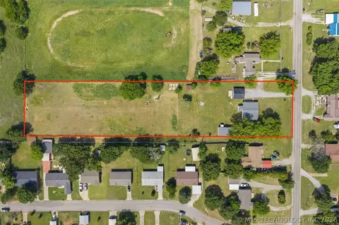 View/Area - 282353 E 1800 Rd, Comanche, OK 73529 photo 1 of 6