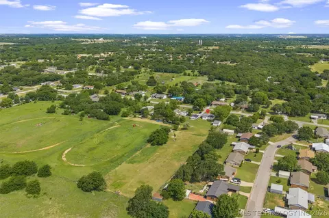 View/Area - 282353 E 1800 Rd, Comanche, OK 73529 photo 6 of 6
