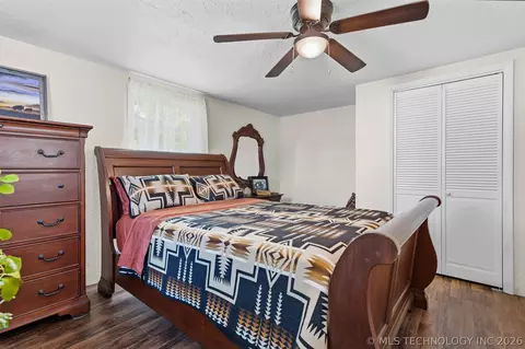 Bedroom - 282353 E 1800 Rd, Comanche, OK 73529 photo 1 of 2