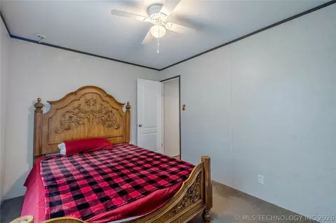 320 E 10th St, Okemah, OK 74859 photo 24