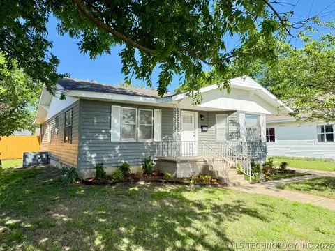 424 N Market Ave, Shawnee, OK 74801
