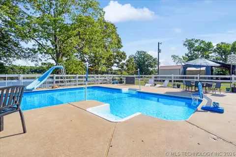 Exterior - 563 Black Tern Ln, Idabel, OK 74745 photo 5 of 8