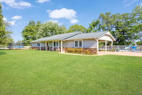 Exterior - 563 Black Tern Ln, Idabel, OK 74745 photo 2 of 8