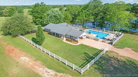 563 Black Tern Ln, Idabel, OK 74745