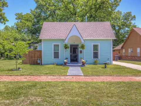 514 S Seneca Ave, Bartlesville, OK 74003