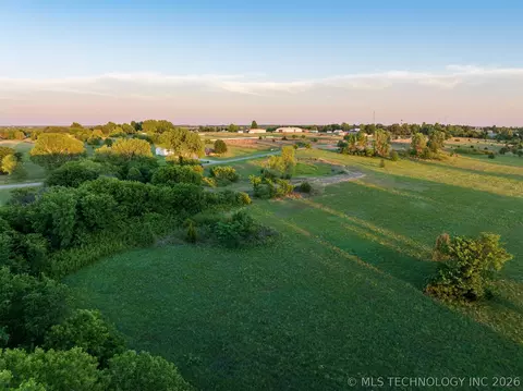 1 W County Rd, Tuttle, OK 73089 photo 28