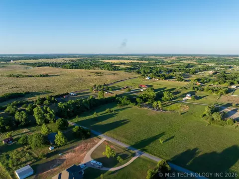 1 W County Rd, Tuttle, OK 73089 photo 12