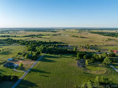 1 W County Rd, Tuttle, OK 73089