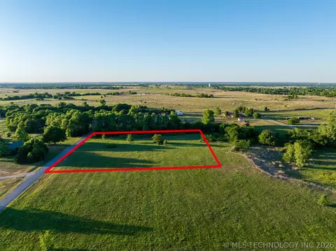 1 W County Rd, Tuttle, OK 73089 photo 2