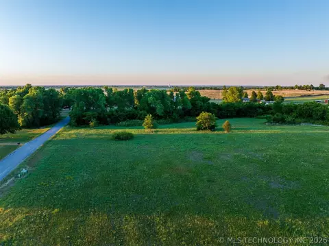 1 W County Rd, Tuttle, OK 73089 photo 3
