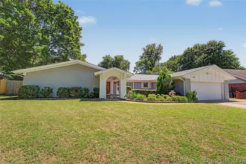 7124 E 69th St, Tulsa, OK 74133