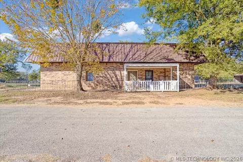 115 Main St, Hendrix, OK 74741