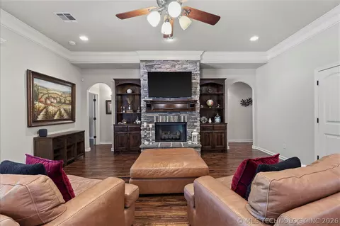Other - 2813 W Edgewater St, Broken Arrow, OK 74012 photo 3 of 13