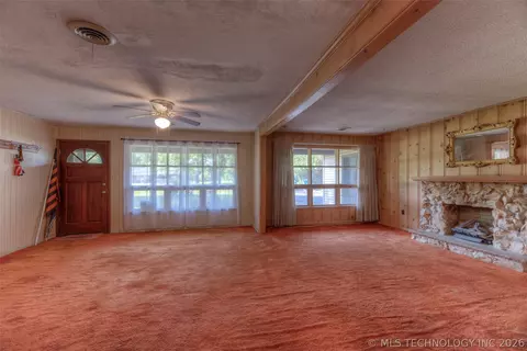 Living - 8925 E 15th St, Tulsa, OK 74112 photo 2 of 7