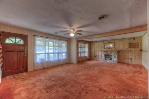Living - 8925 E 15th St, Tulsa, OK 74112 photo 3 of 7
