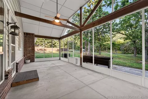 Exterior - 1902 E 370 Rd, Talala, OK 74080 photo 9 of 17