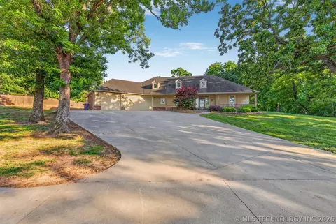 1902 E 370 Rd, Talala, OK 74080
