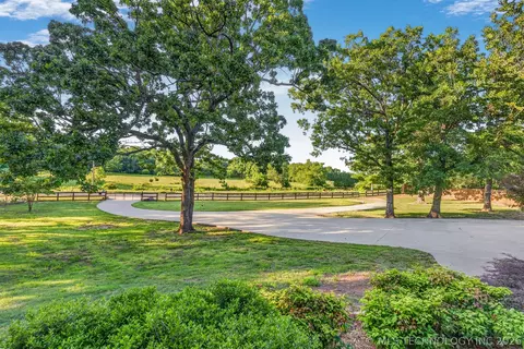 Exterior - 1902 E 370 Rd, Talala, OK 74080 photo 13 of 17