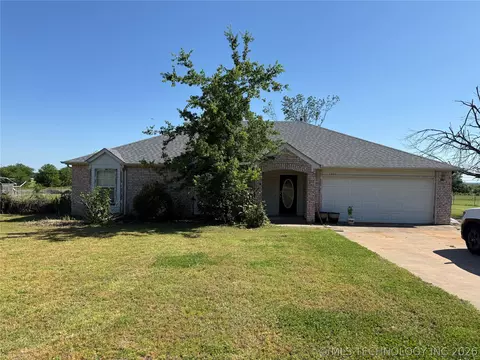 4806 Elm Rd, Claremore, OK 74019