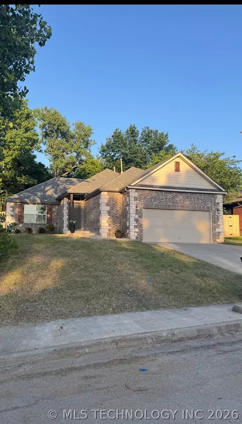 4807 S Mckinley Ave, Sand Springs, OK 74063