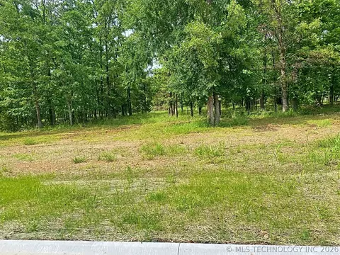 777 Winsor Pl, Tahlequah, OK 74464