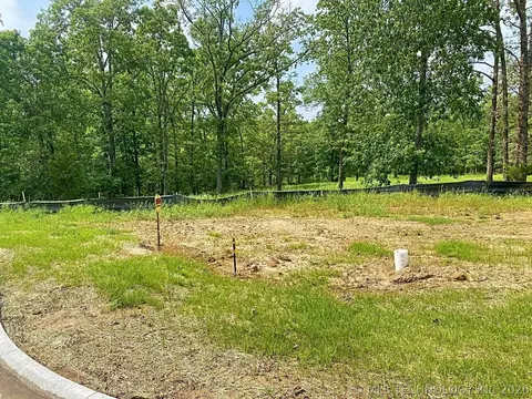 831 Winsor Pl, Tahlequah, OK 74464