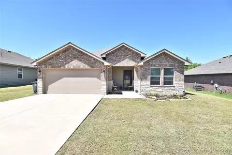 3318 N 24th Ave W, Tulsa, OK 74127