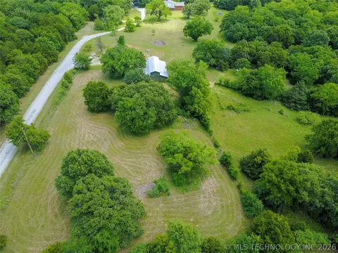 7 Pinewood Trails Dr, Ardmore, OK 73401