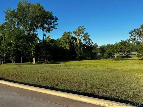 2937 Huddersfield Ct, Muskogee, OK 74403