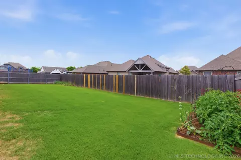 23007 E 104th St, Broken Arrow, OK 74014 photo 28