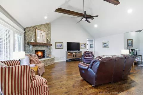 23007 E 104th St, Broken Arrow, OK 74014 photo 6