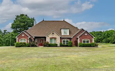 39865 W 221st St S, Bristow, OK 74010