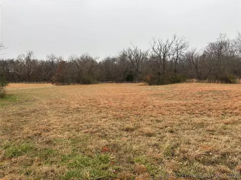 W 32nd Street N, Muskogee, OK 74401