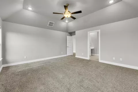 Bedroom - 2913 E Northampton St, Broken Arrow, OK 74014 photo 4 of 7