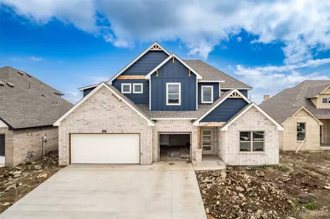 2913 E Northampton St, Broken Arrow, OK 74014