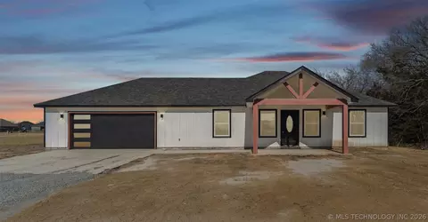 239 E 500 Rd, Pryor, OK 74361