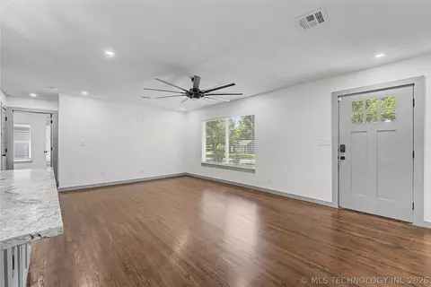 Living - 4065 E 25th St, Tulsa, OK 74114 photo 2 of 3