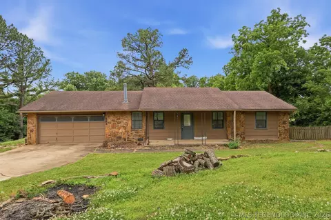 9650 E 460 Rd N, Claremore, OK 74017