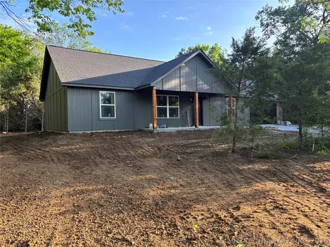 333 Lakeside Dr N, Adair, OK 74330