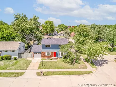 View/Area - 10185 E 22nd Pl, Tulsa, OK 74129 photo 4 of 5
