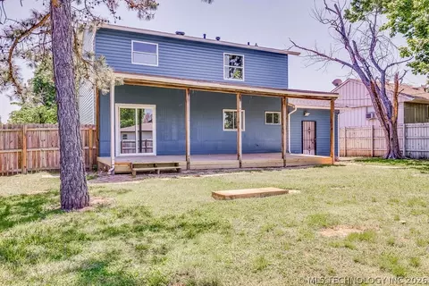 Exterior - 10185 E 22nd Pl, Tulsa, OK 74129 photo 6 of 7