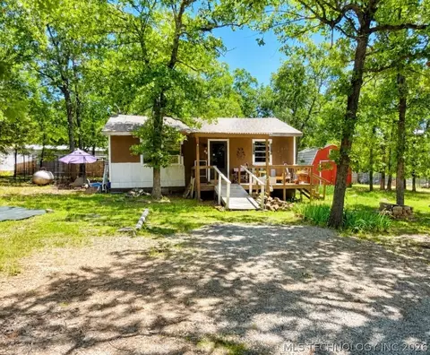 48 Indian Nation Dr, Canadian, OK 74425