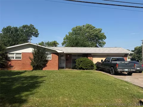 604 S White Ave, Wagoner, OK 74467