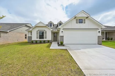 13404 E 123rd Pl N, Collinsville, OK 74021