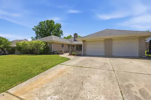 6952 S 67th East Ave, Tulsa, OK 74133