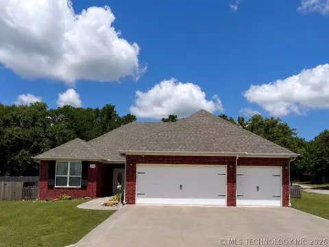 1001 Stone Crk, Ardmore, OK 73401