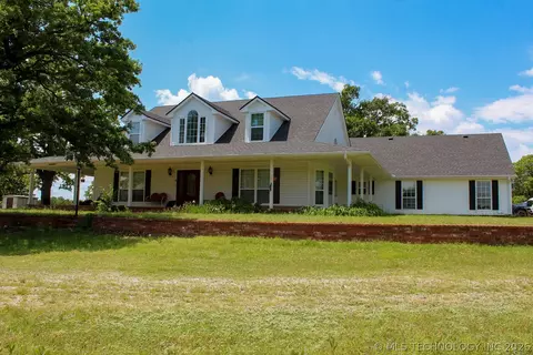 13248 N 3540 Rd, Maud, OK 74854